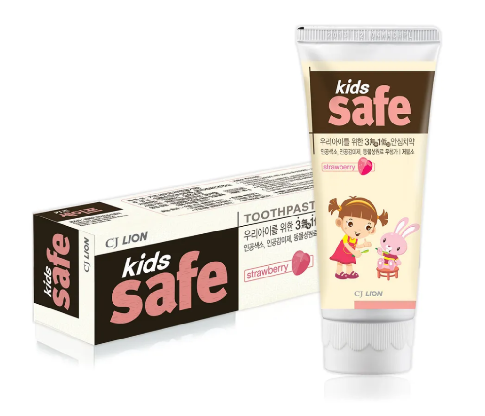 Детская зубная паста со вкусом клубники CJ Lion Kids Safe Toothpaste Strawberry