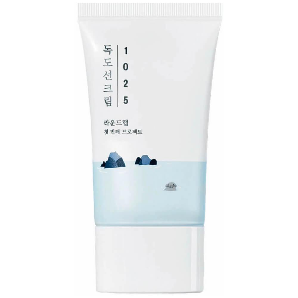 Солнцезащитный крем для проблемной кожи с морской водой Round Lab 1025 Dokdo Sunscreen SPF50+ PA++++, 50 мл