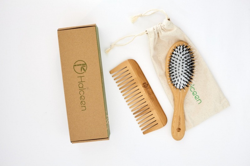 Набор деревянных расчёсок Halceen